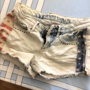 Mossimo flag shorts